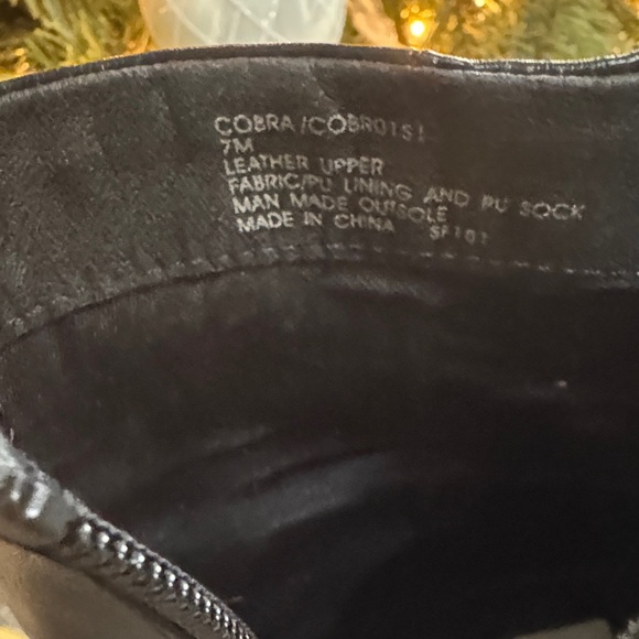Steve Madden Black Platform Boots Size 7 - Picture 10 of 11